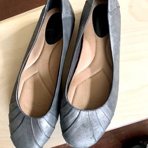 Earth Shoes Flats